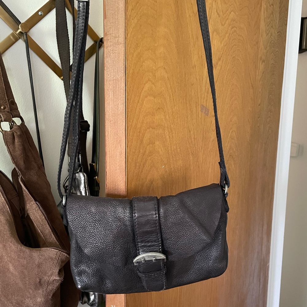 We The Free Brando Crossbody Wallet, Black.